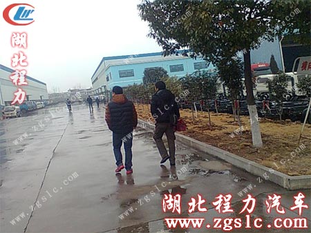 �N�۽�����ͬ�͑�ǰ��܇�g