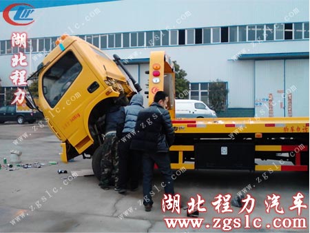 湖北程力工人師傅安裝空調(diào) 湖北程力工人師傅安裝空調(diào)