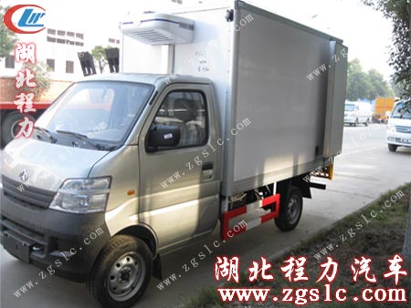 福田馭菱冷藏車正面效果圖 福田馭菱冷藏車正面效果圖