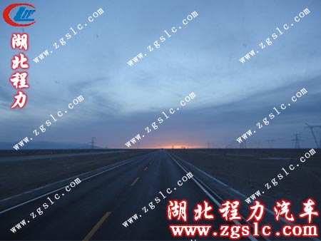 天邊的晚霞預示著夜幕的降臨 天邊的晚霞預示著夜幕的降臨