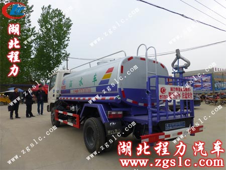 公司門口合影留念 公司門口合影留念