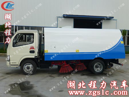 東風小霸王掃路車 東風小霸王掃路車