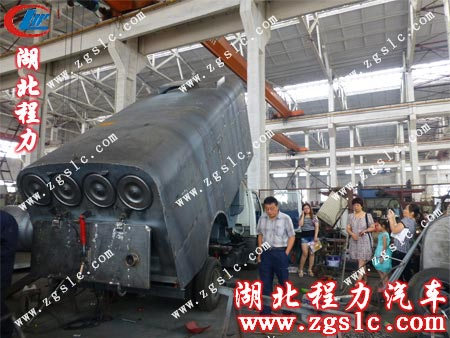 客戶查看江鈴吸塵車 客戶查看江鈴吸塵車