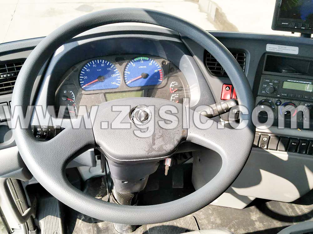 湖北程力集團東風T5抑塵車