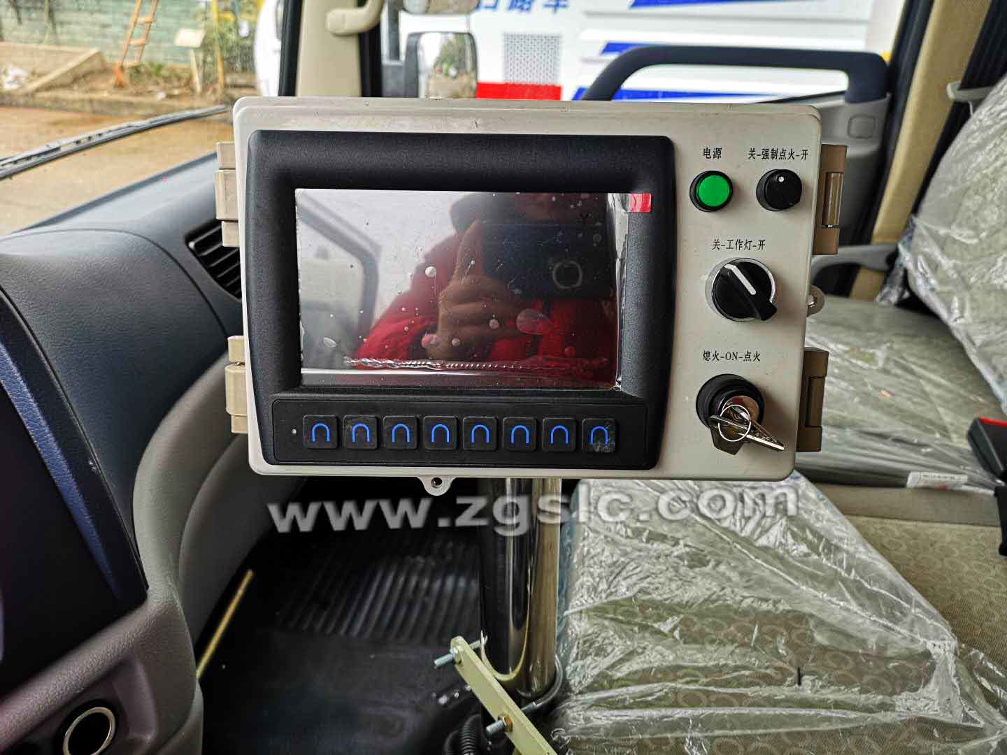 東風(fēng)天錦洗掃車（國(guó)五）