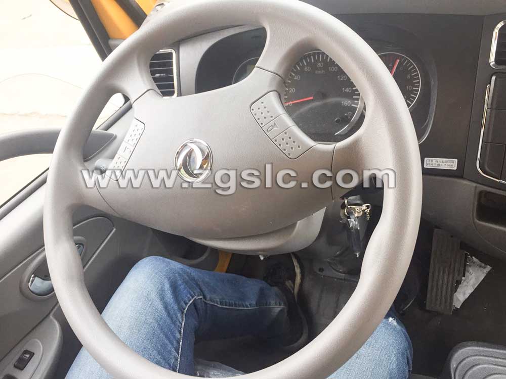 湖北程力東風小多利卡吸污車（國五）