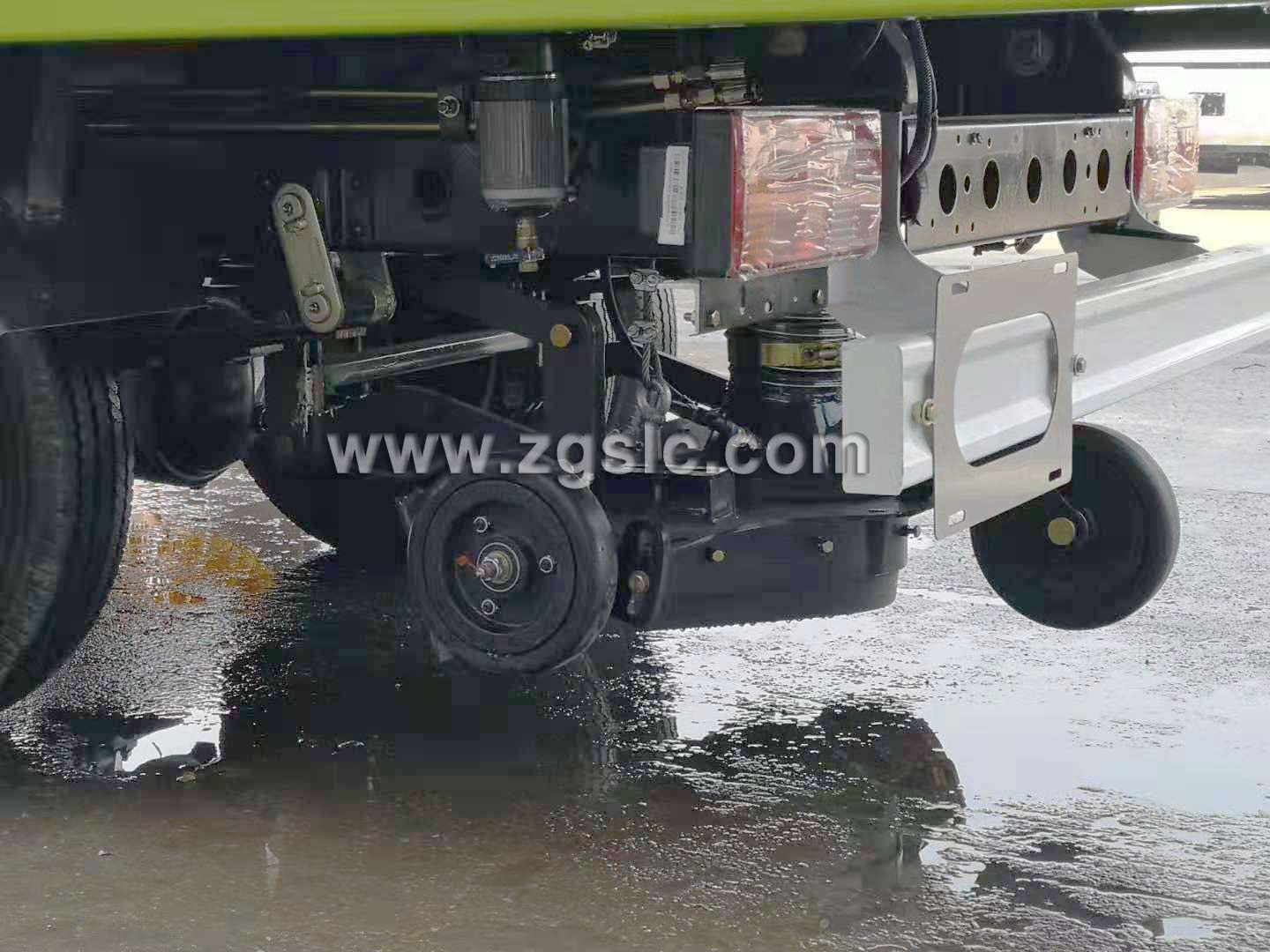 福田掃路車（國(guó)五）