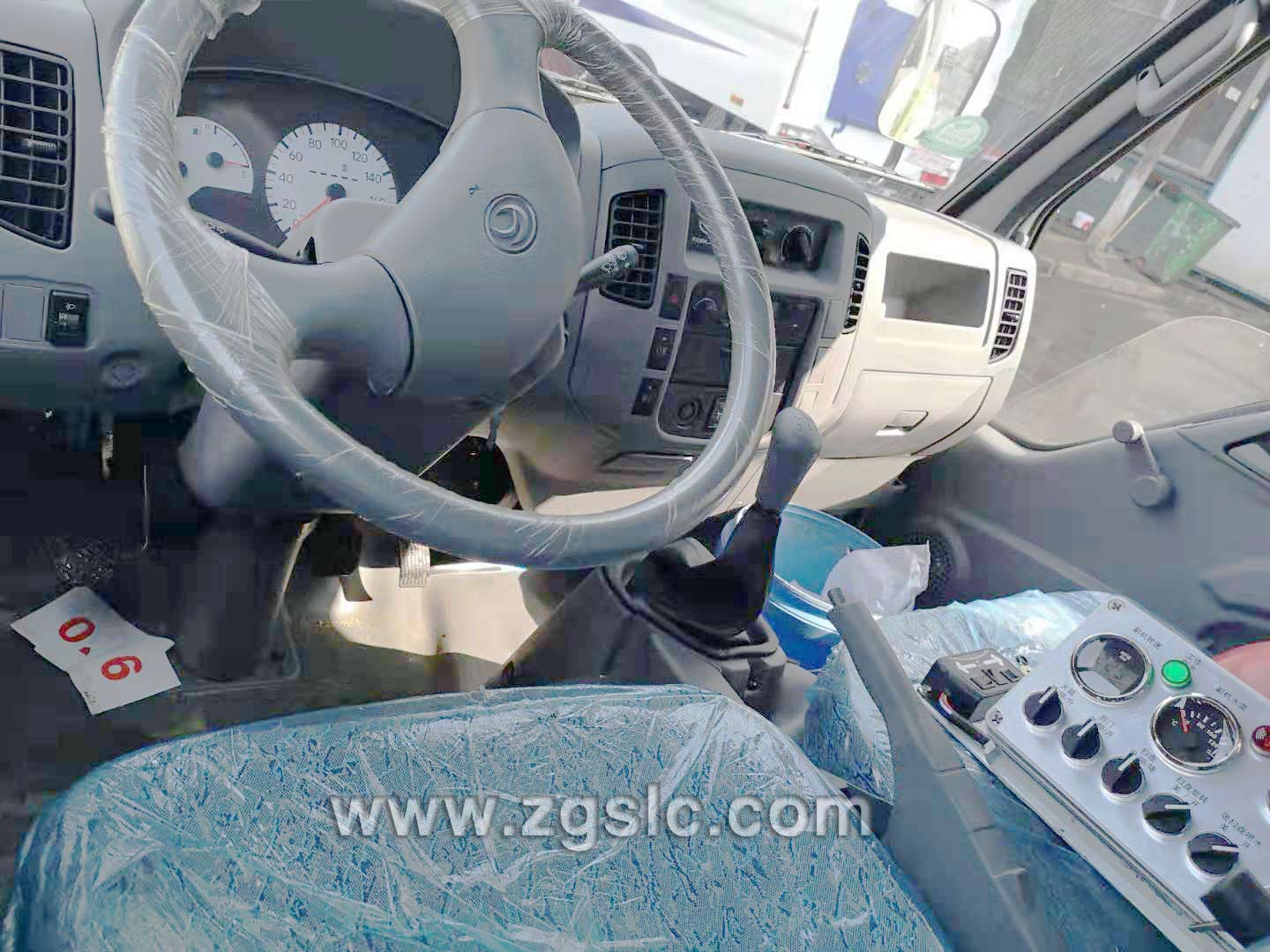 福田掃路車（國(guó)五）