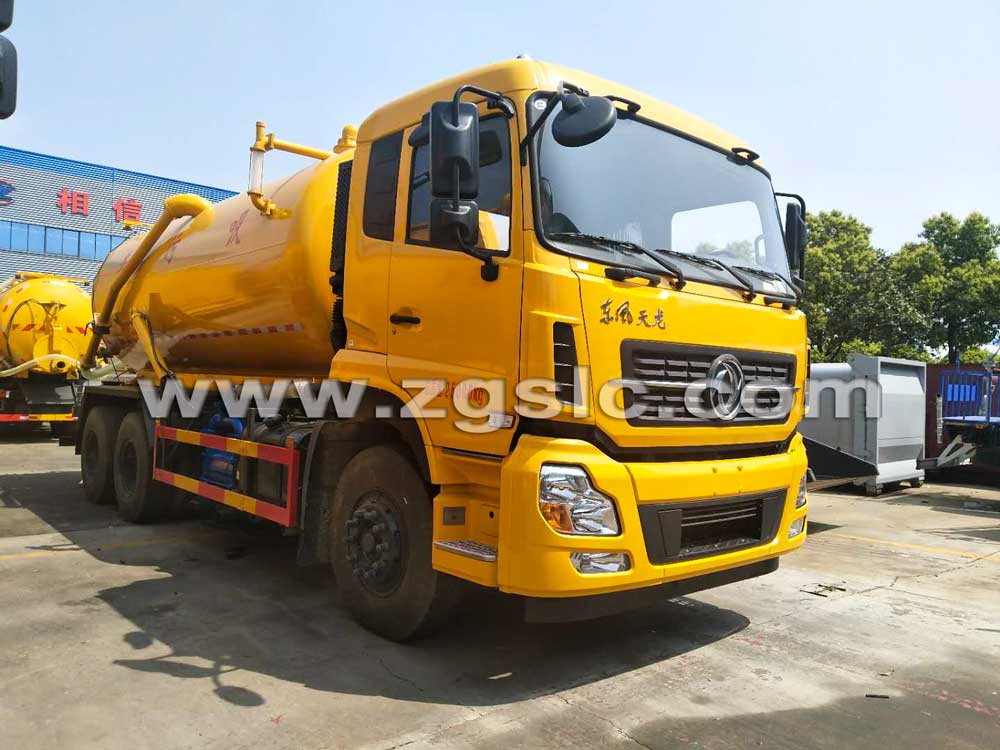 湖北程力東風天龍吸污車（國五）