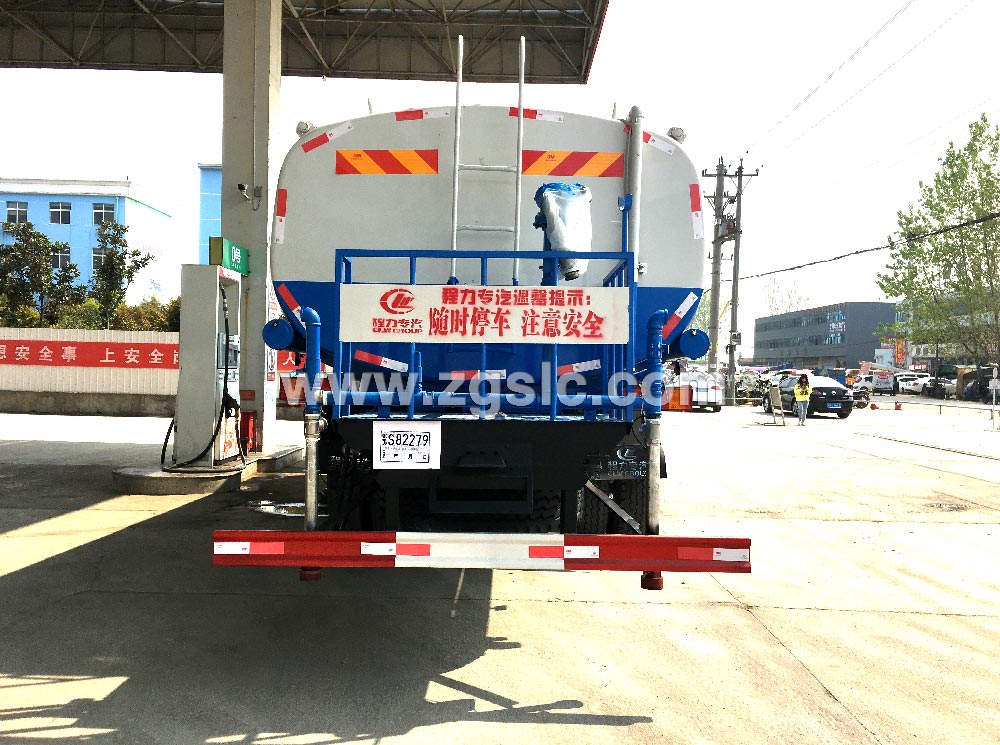 程力東風(fēng)后雙橋22噸灑水車黃牌（國五）