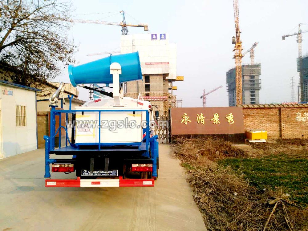 程力東風(fēng)小多利卡噴藥車(chē)黃牌（國(guó)五）