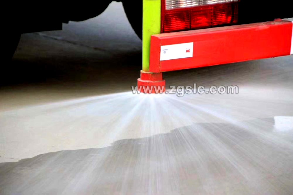 程力東風(fēng)小多利卡藍(lán)牌抑塵/噴霧車(chē)（國(guó)五）