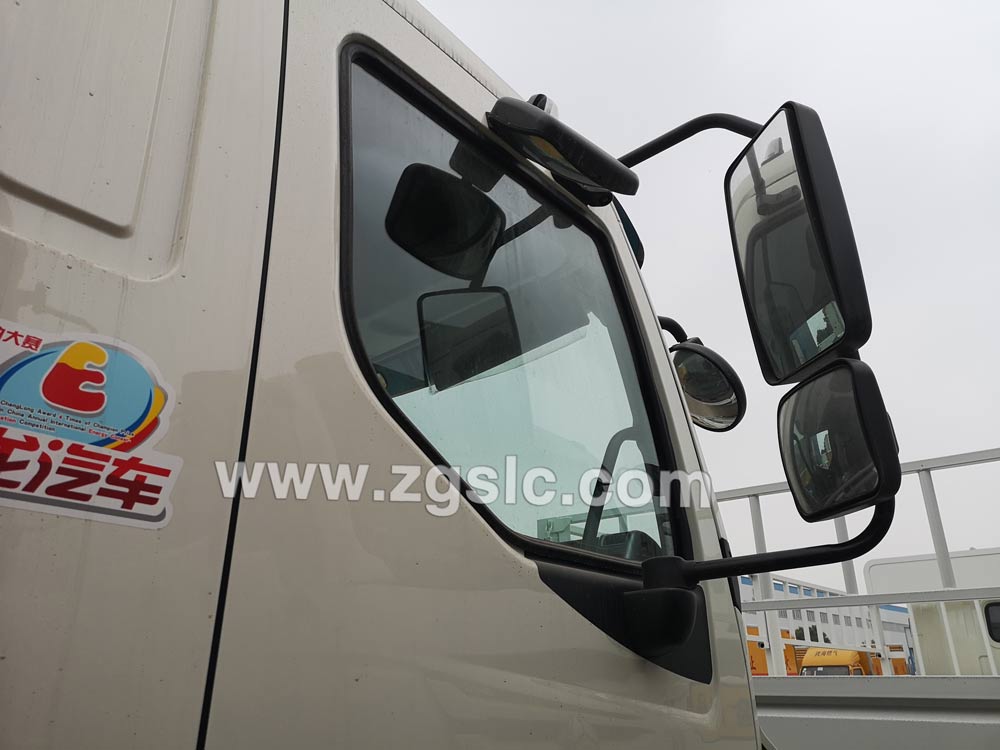 東風乘龍爆破器材運輸車（國五）