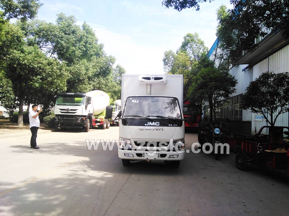 江鈴順達(dá)醫(yī)療廢物轉(zhuǎn)運(yùn)車（國五）