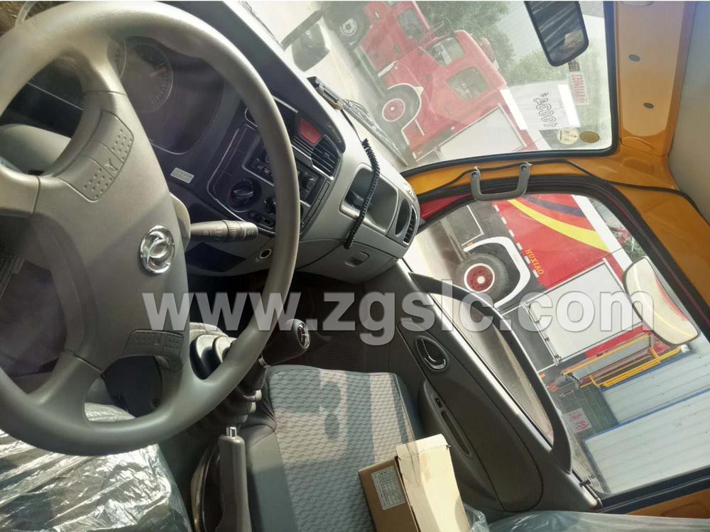 東風小多利卡水罐消防車（國五）