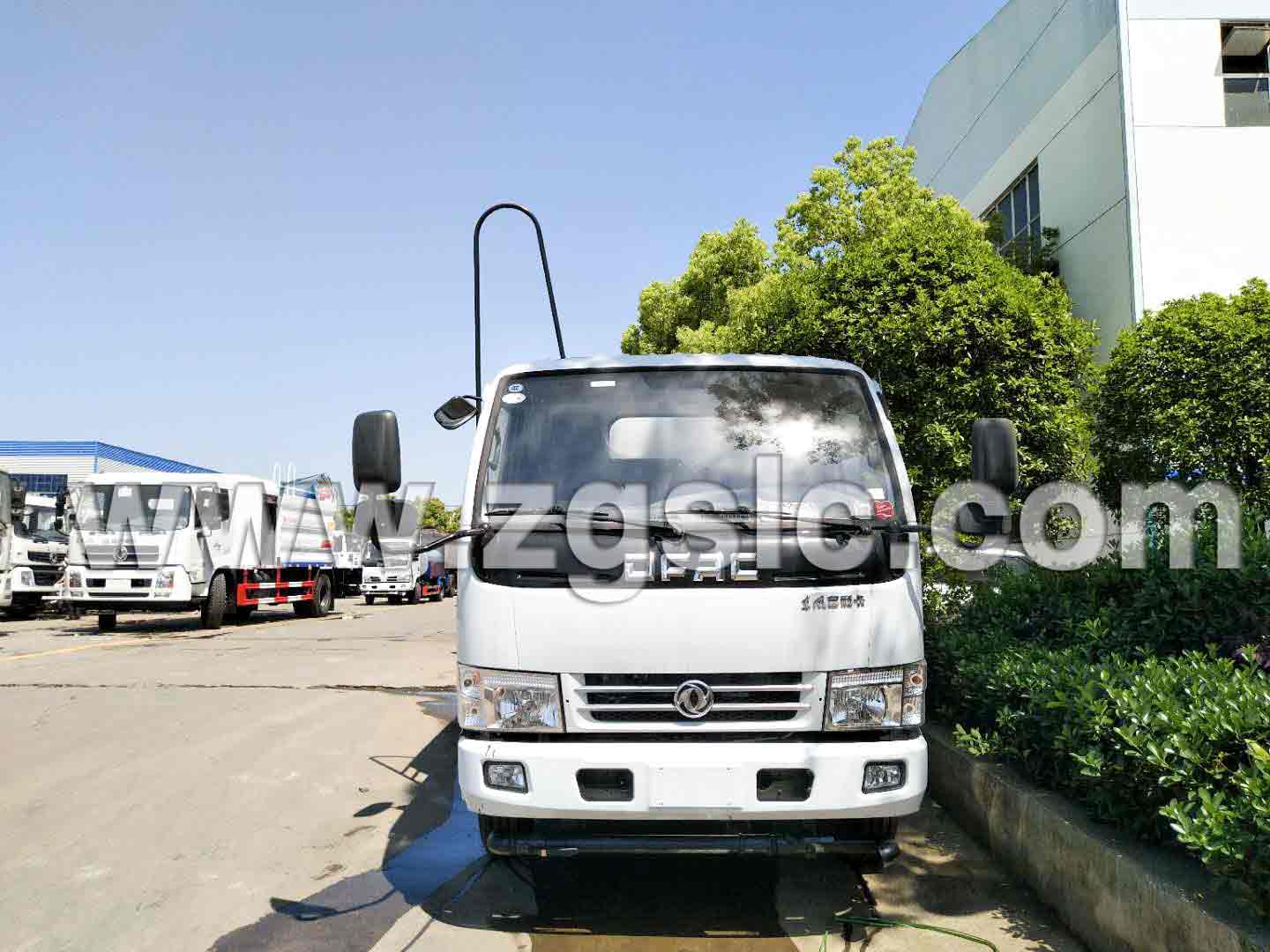 小多利卡抑塵車(chē)