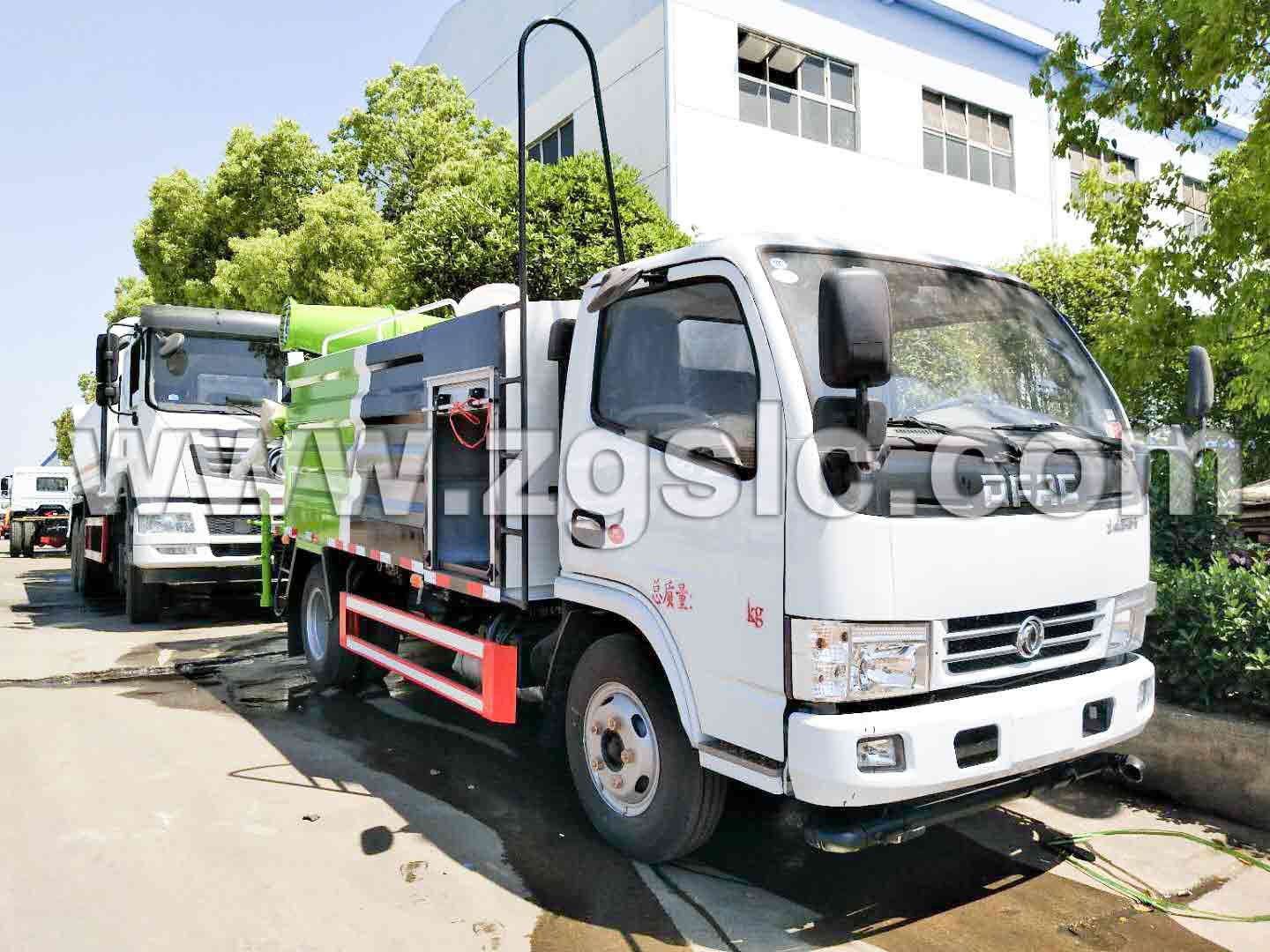 小多利卡抑塵車(chē)