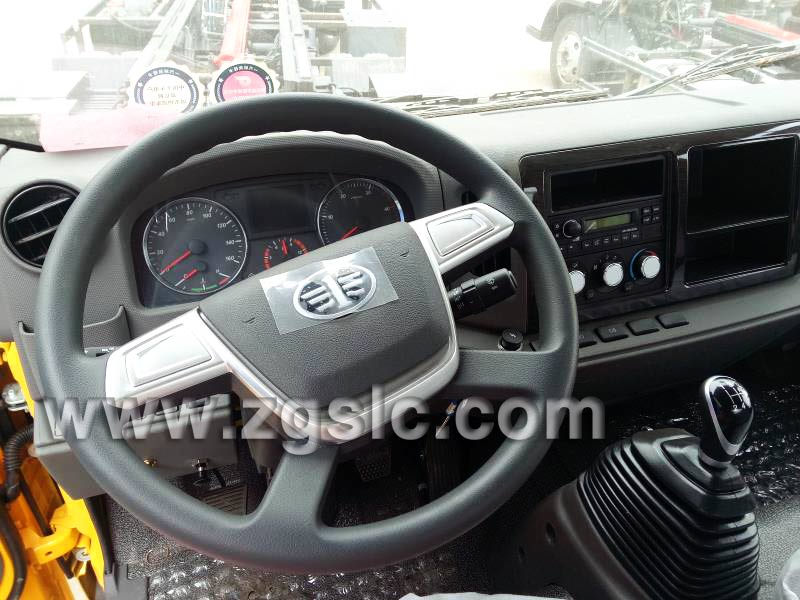 湖北程力解放虎威爆破器材運(yùn)輸車（國五）