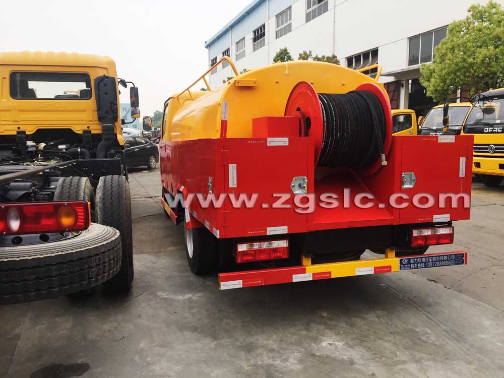 湖北程力東風小多利卡高壓清洗車（國五）