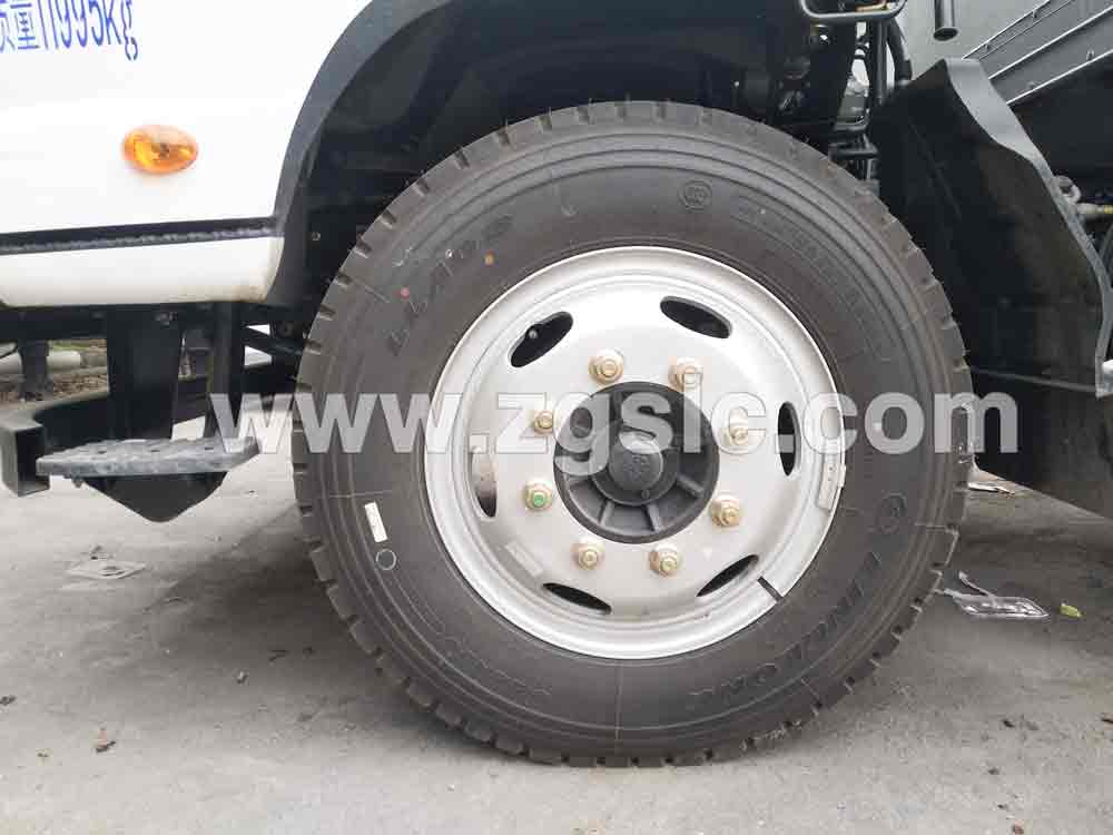 福田歐馬可養蜂車