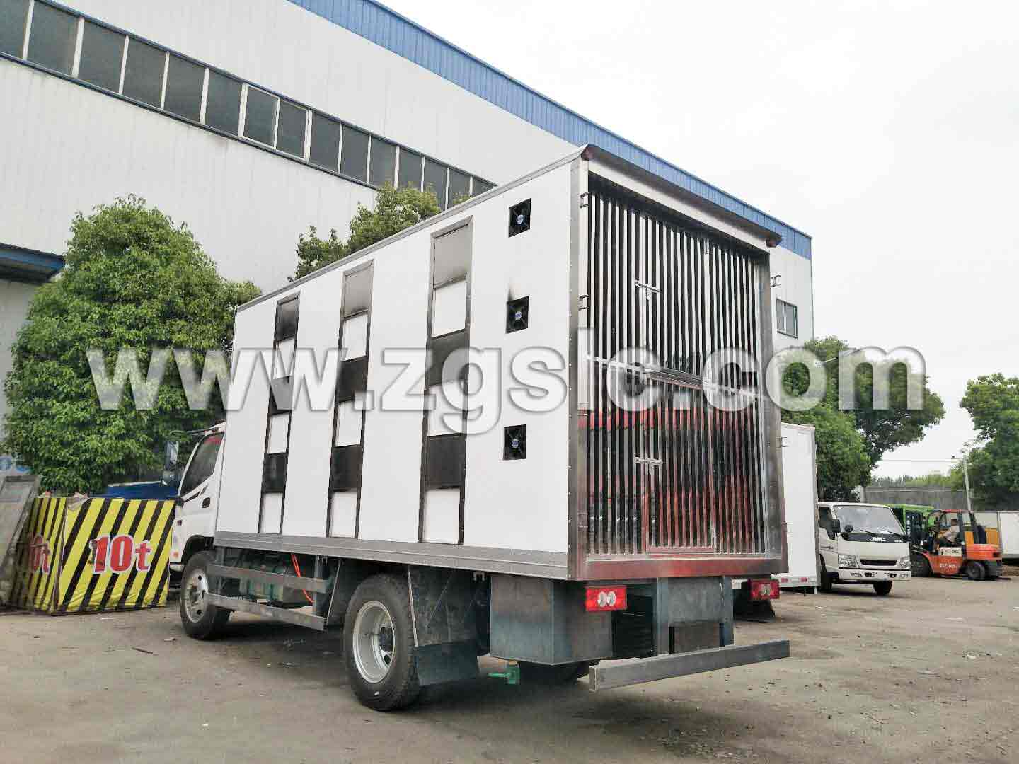 福田歐馬可養蜂車