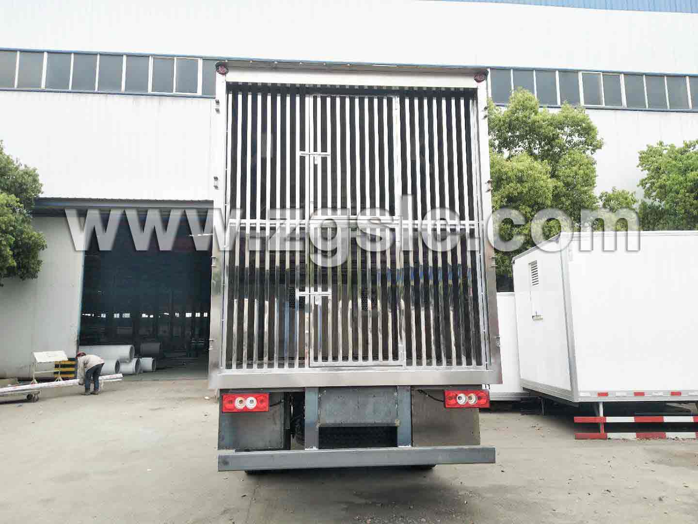 福田歐馬可養蜂車