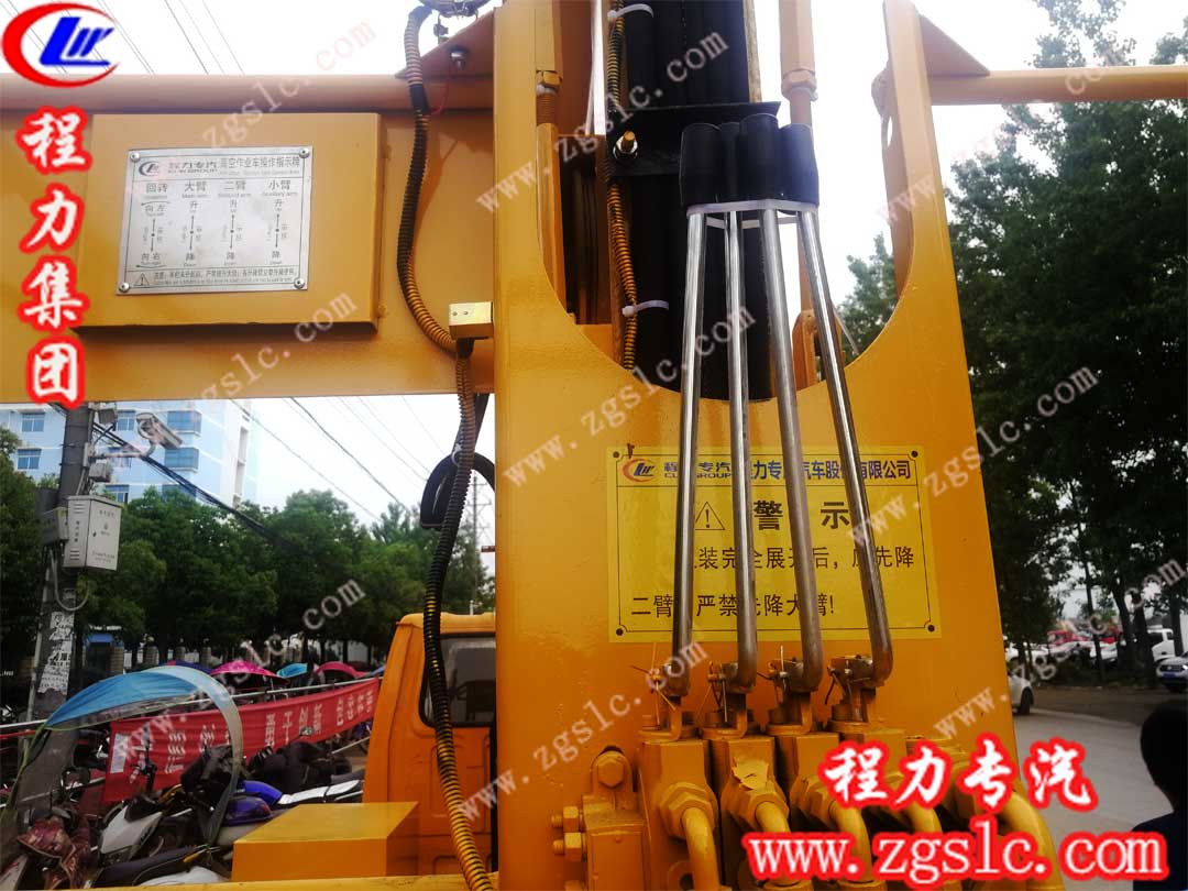 1e1c2342795088ca5ac808c38e0.jpg 1e1c2342795088ca5ac808c38e0.jpg