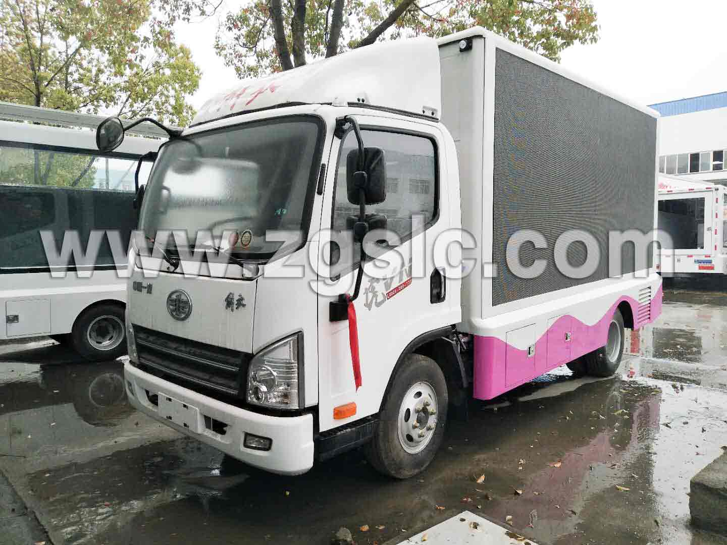 解放廣告車(國(guó)五)哪家好 解放廣告車(國(guó)五)哪家好