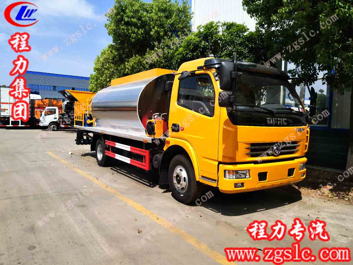 瀝青灑布車哪家便宜 2.jpg