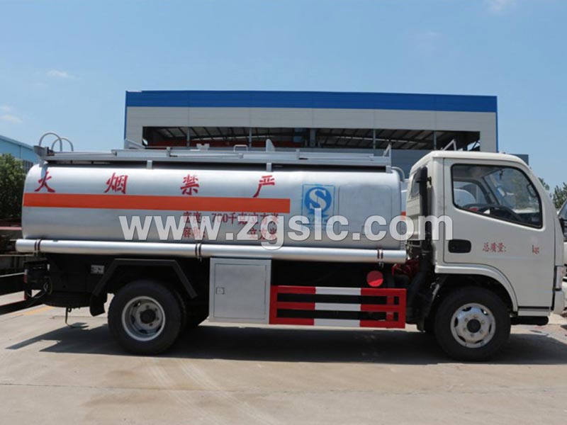 東風小多利卡5方加油車（國五）那家好