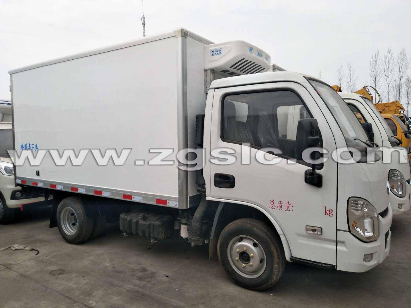 躍進小福星（柴油版）單排冷藏車