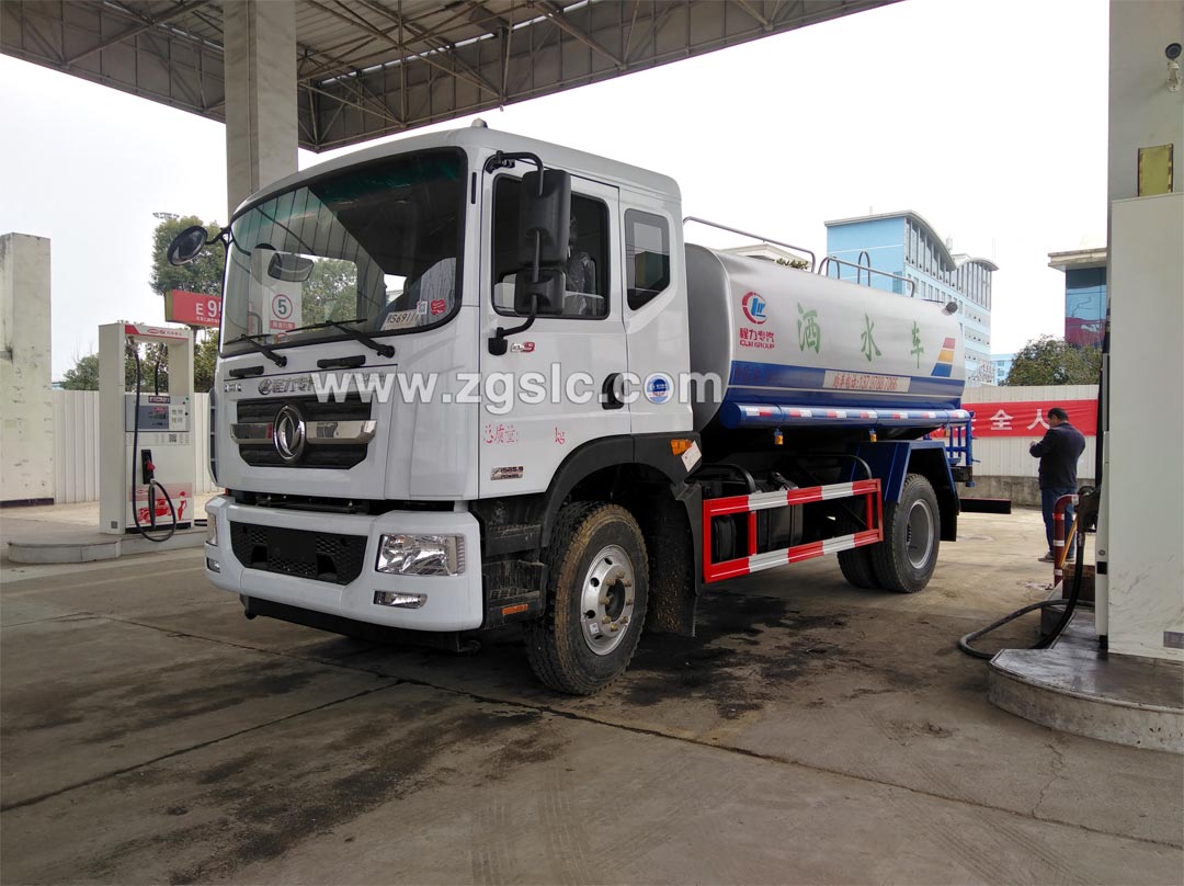 灑水車多少錢一輛 灑水車多少錢一輛