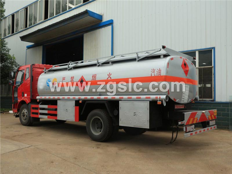 解放J6(15方)運油車（國五）