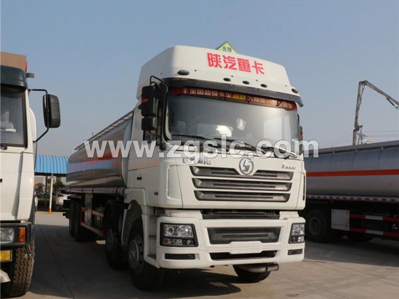陜汽德龍（34方）運(yùn)油車（國五）