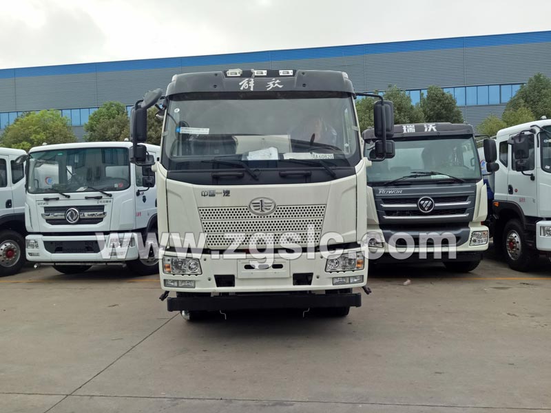 解放J6灑水車黃牌(國五) 解放J6灑水車黃牌(國五)