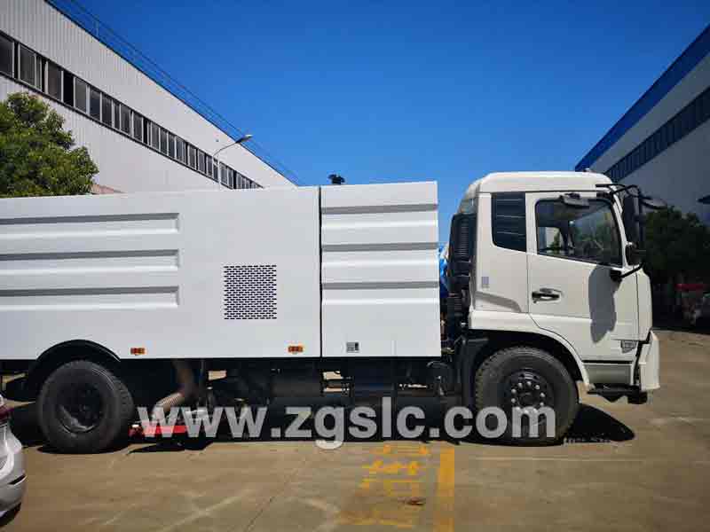 程力集團東風天錦吸塵車 程力集團東風天錦吸塵車