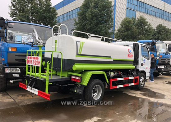 灑水車廠家 灑水車廠家