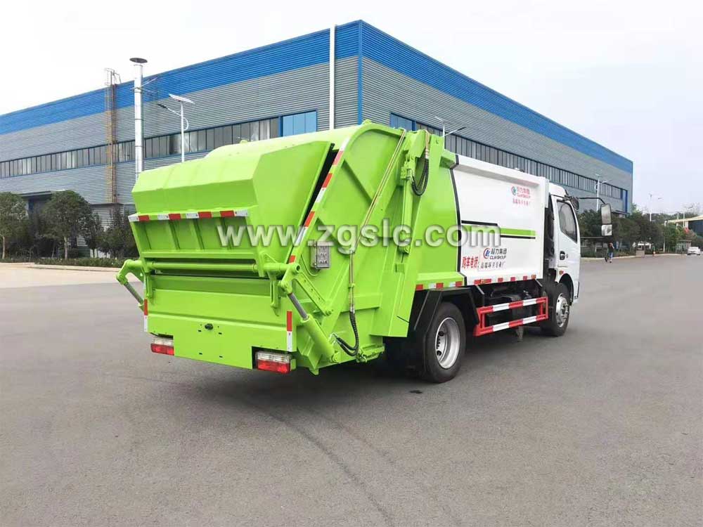 國(guó)六東風(fēng)大多利卡壓縮垃圾車_國(guó)六壓縮垃圾車內(nèi)飾