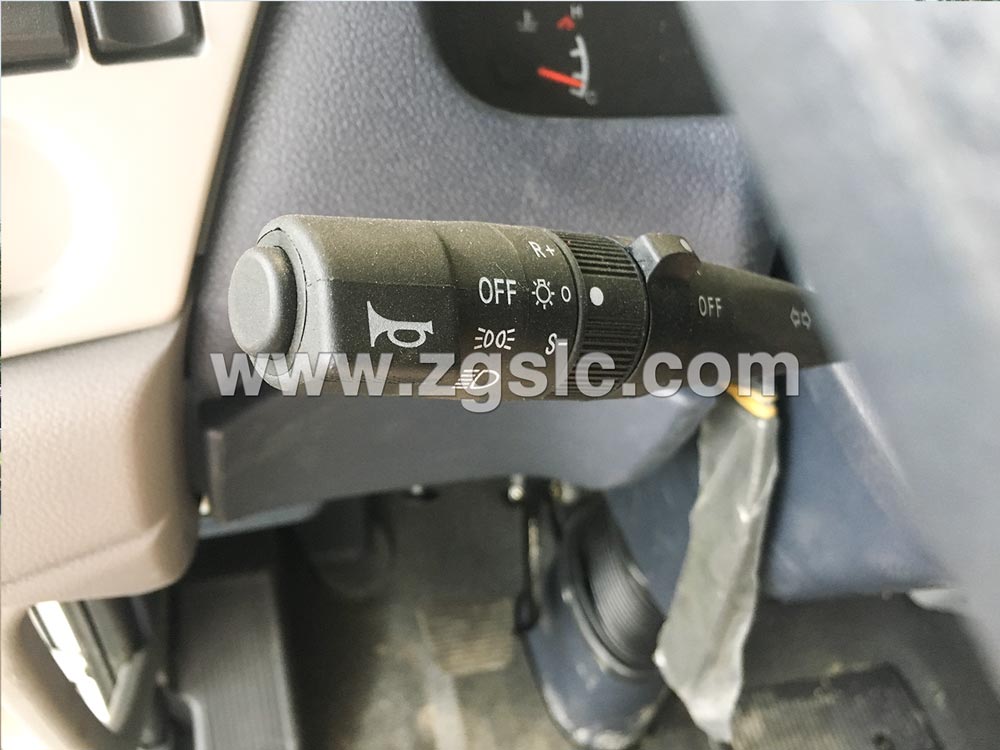 上圖為程力專用汽車股份有限公司生產的國六14方東風天錦灑水車