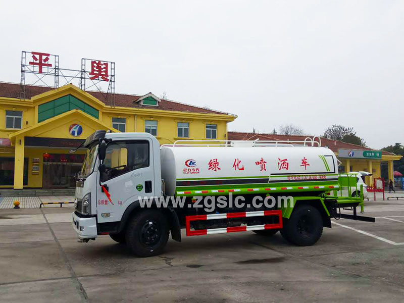 上圖為程力專汽制造綠化噴灑車 上圖為程力專汽制造綠化噴灑車