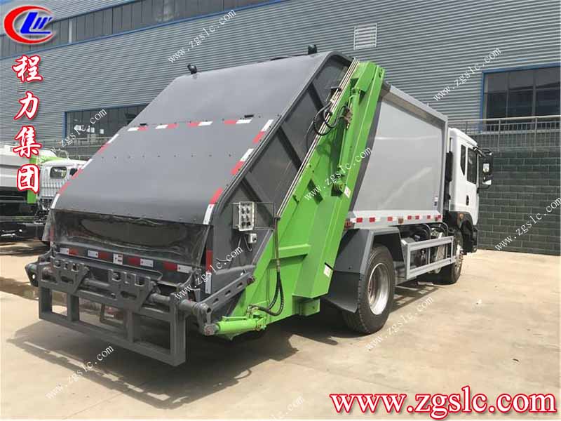 程力集團東風天錦壓縮垃圾車.jpg 程力集團東風天錦壓縮垃圾車.jpg