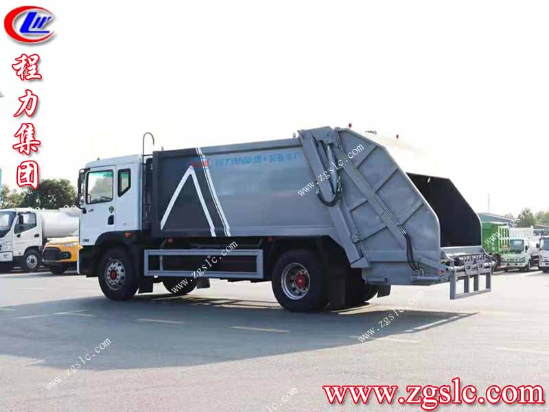 掃路車1.jpg 掃路車1.jpg