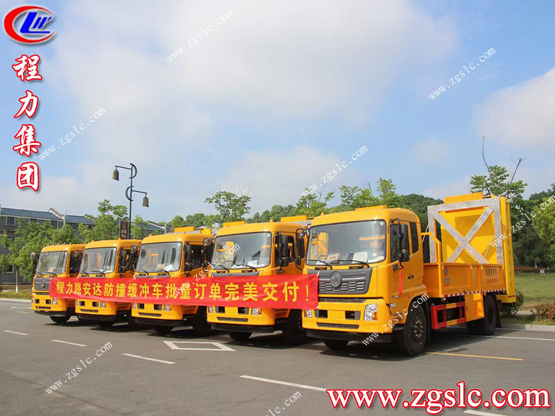 程力集團 1掃路車.jpg