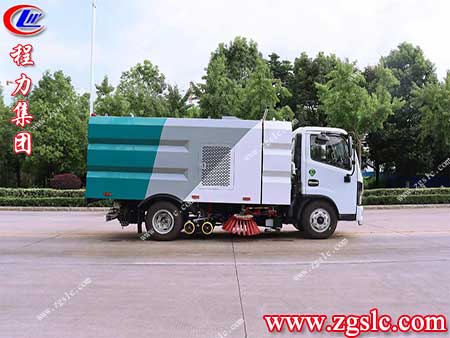 程力集團 3掃路車.jpg