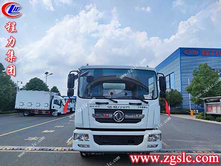 程力集團 掃路車.jpg