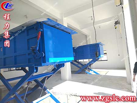 程力集團(tuán) 掃路車(chē).jpg