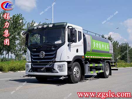 程力集團(tuán) 掃路車.jpg