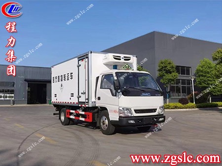 程力集團(tuán) 掃路3.jpg